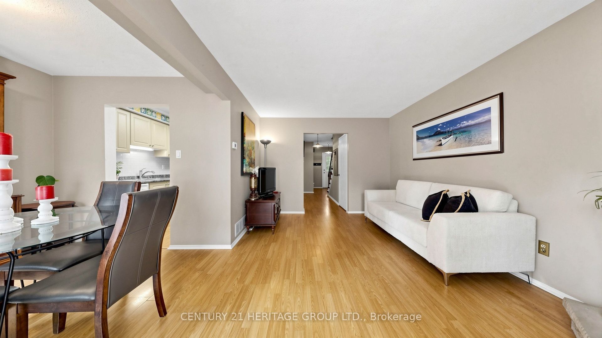 27 Dunkeld Way Property Photo 5