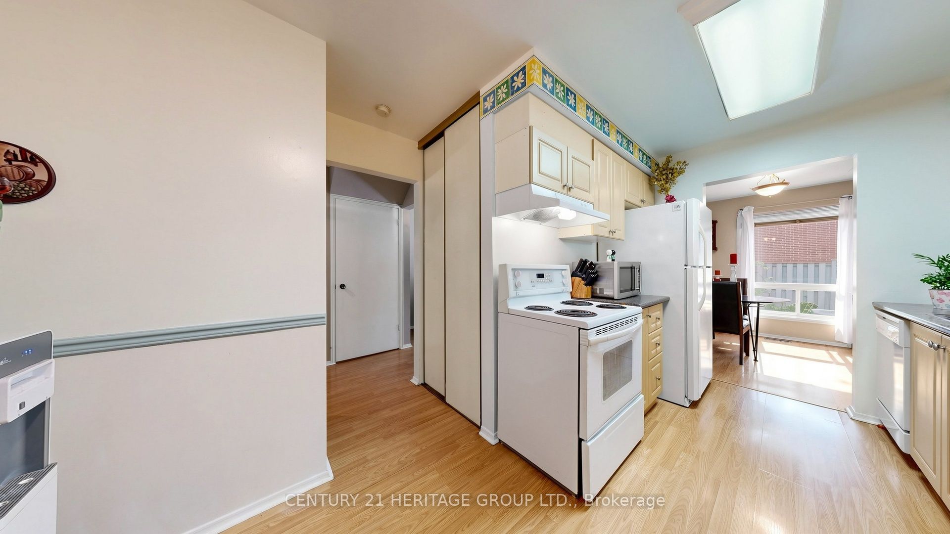 27 Dunkeld Way Property Photo 13