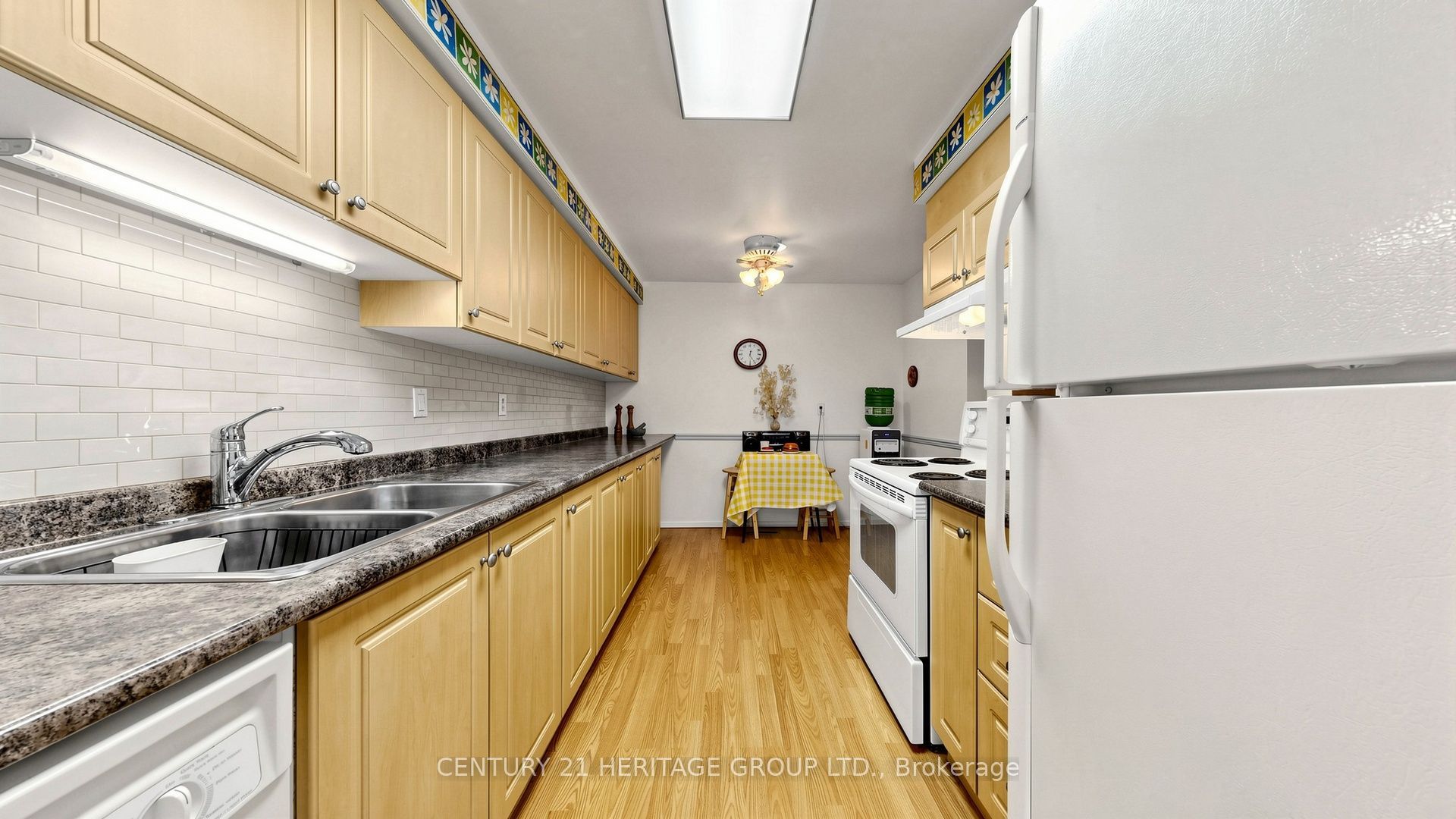 27 Dunkeld Way Property Photo 17