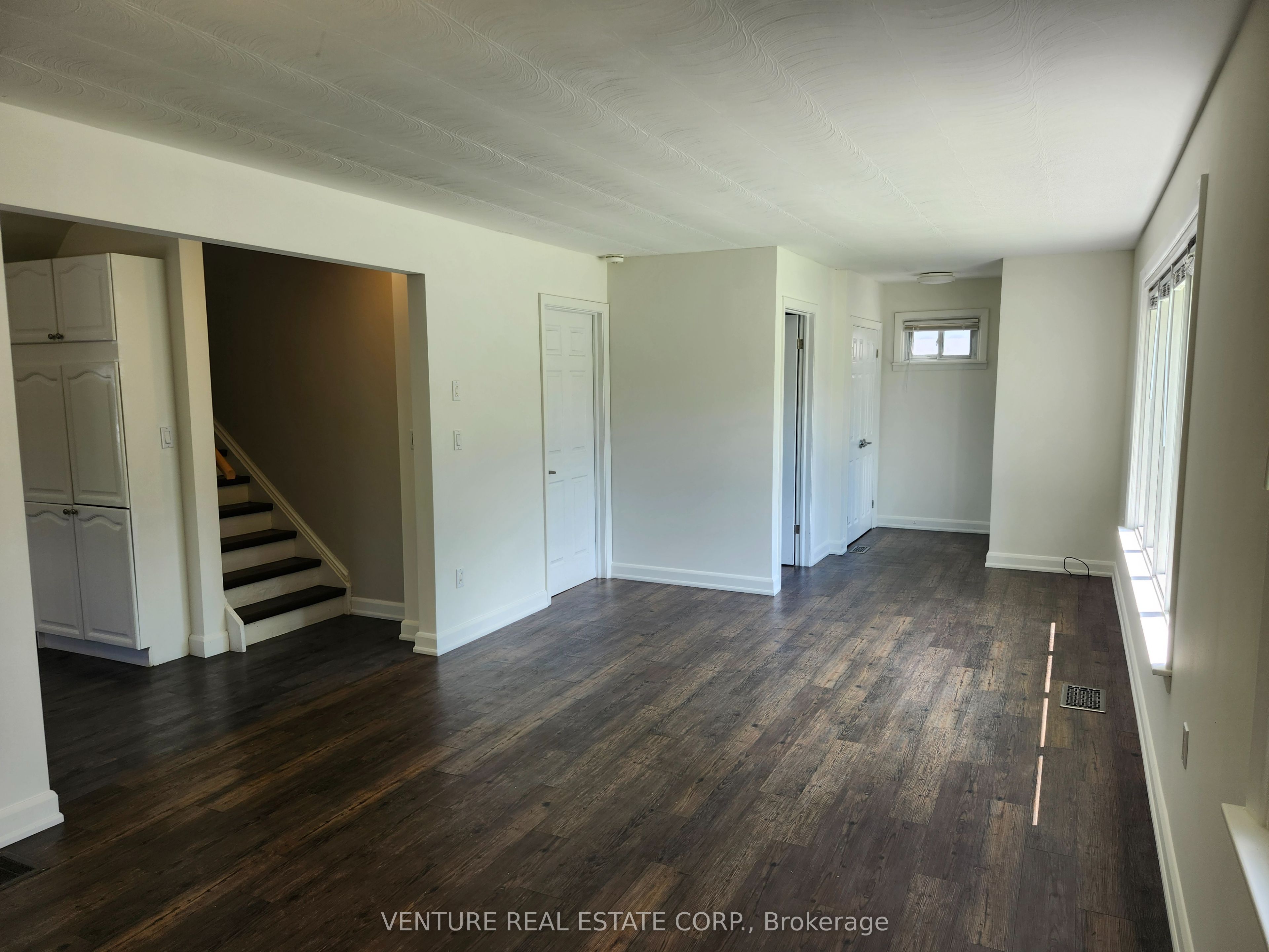 6 Sullivan Drive Property Photo 3