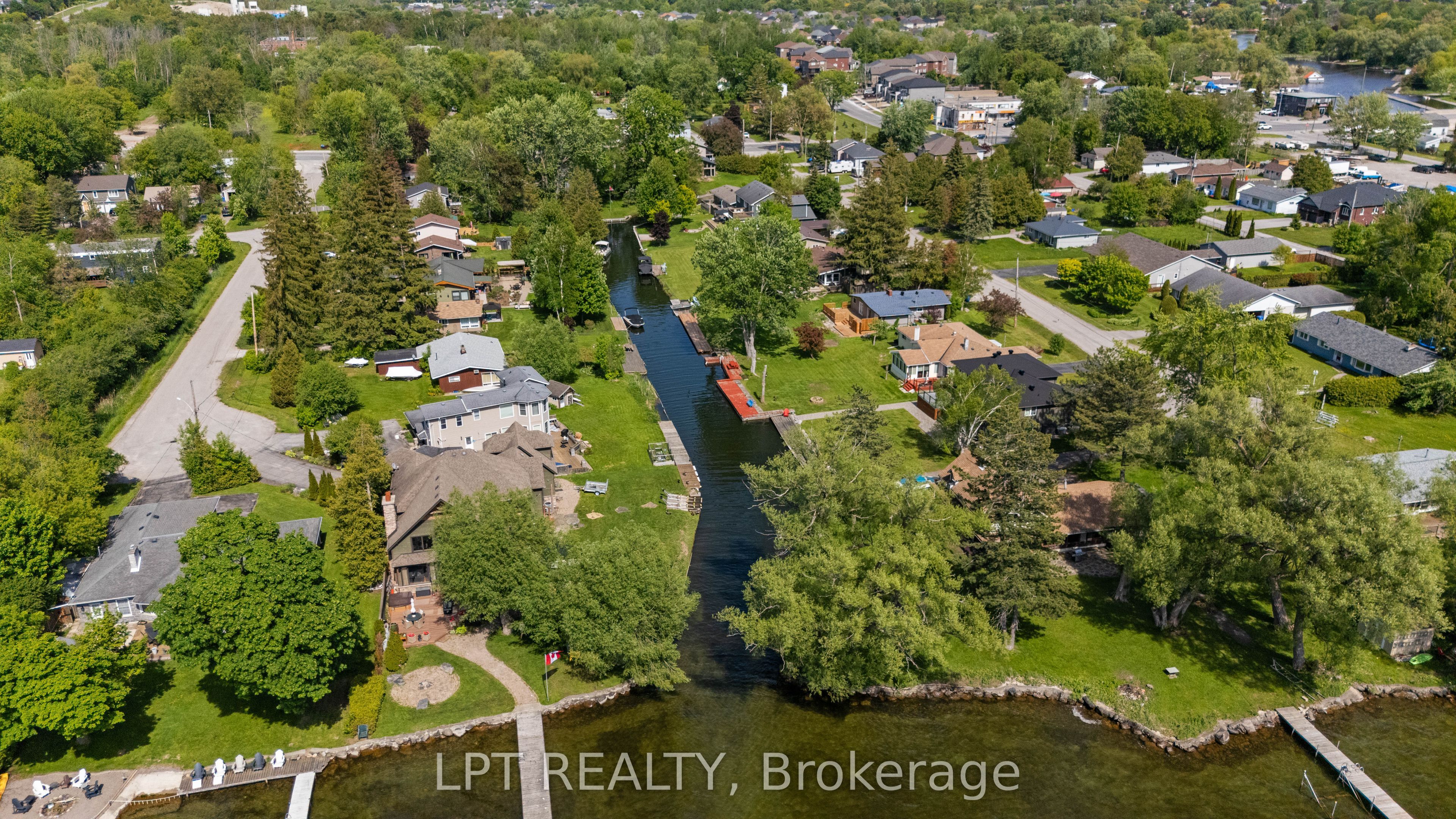 204 The Queensway S Property Photo 44