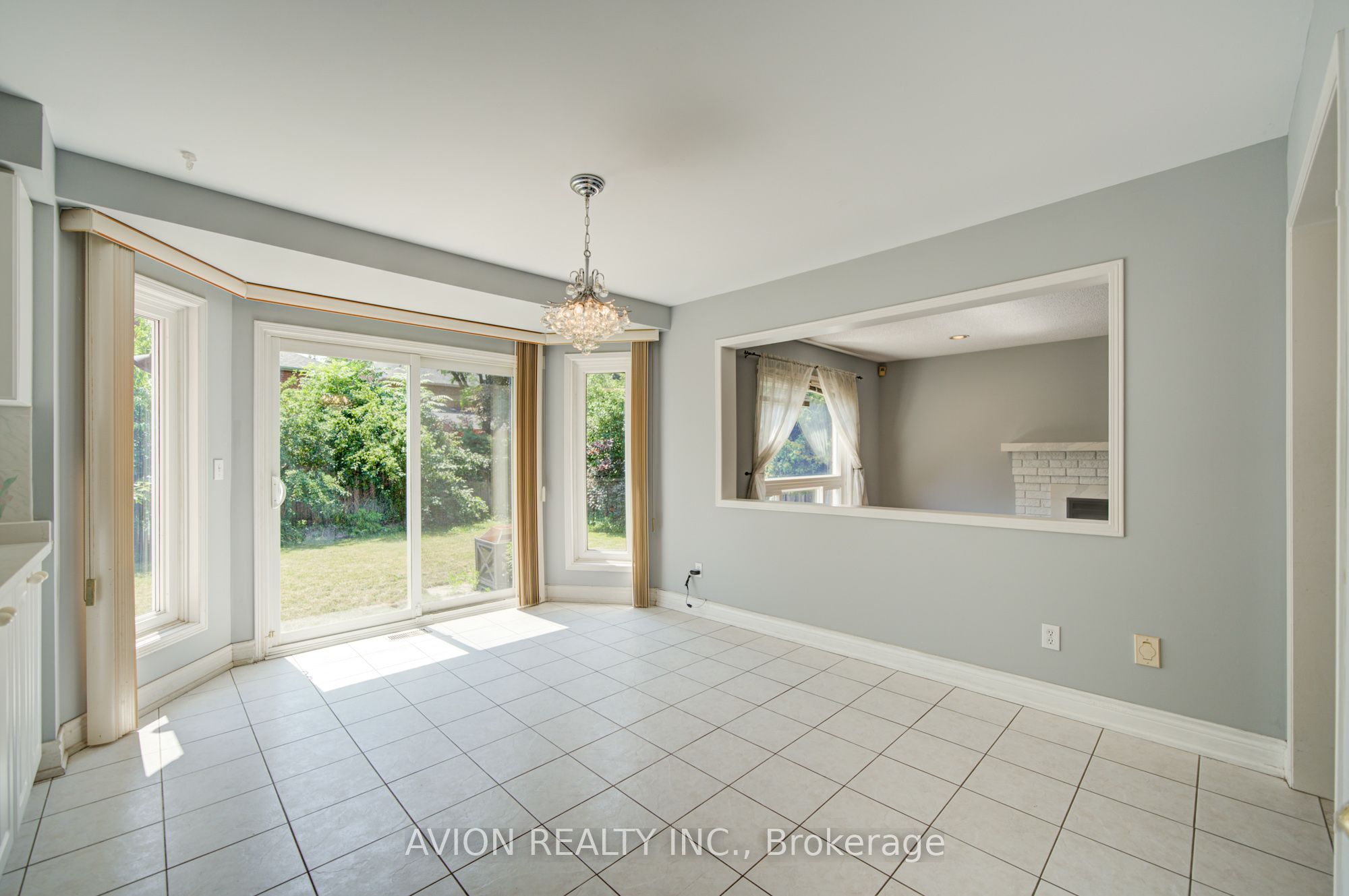 29 Charrington Crescent Property Photo 18
