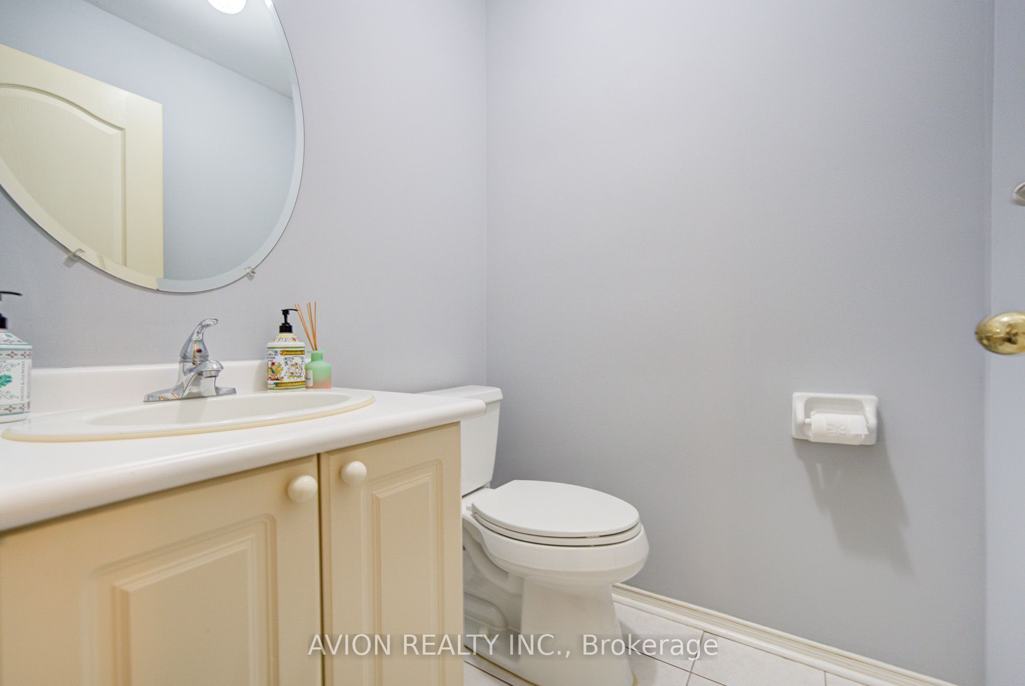 29 Charrington Crescent Property Photo 22