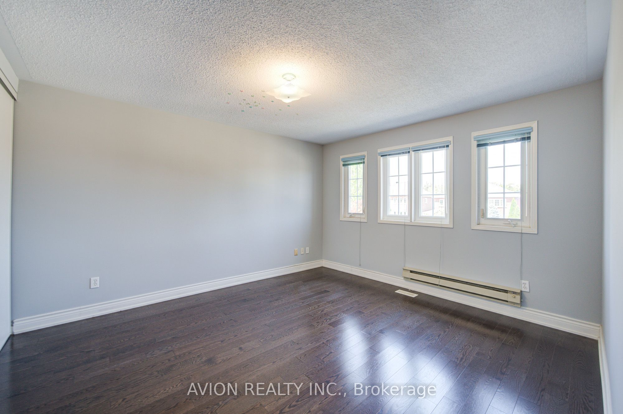 29 Charrington Crescent Property Photo 35