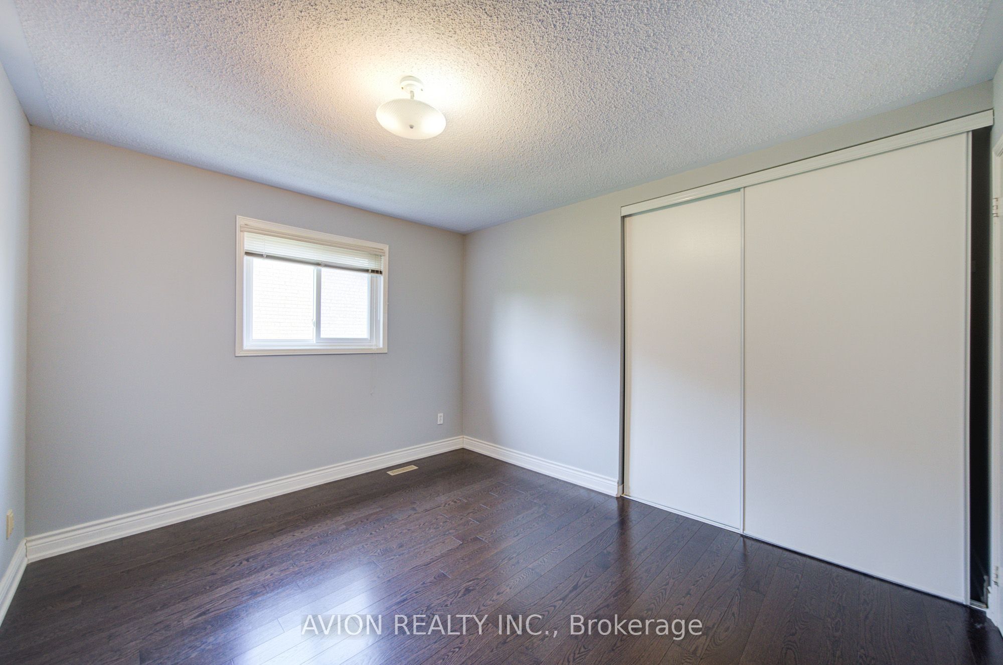 29 Charrington Crescent Property Photo 36