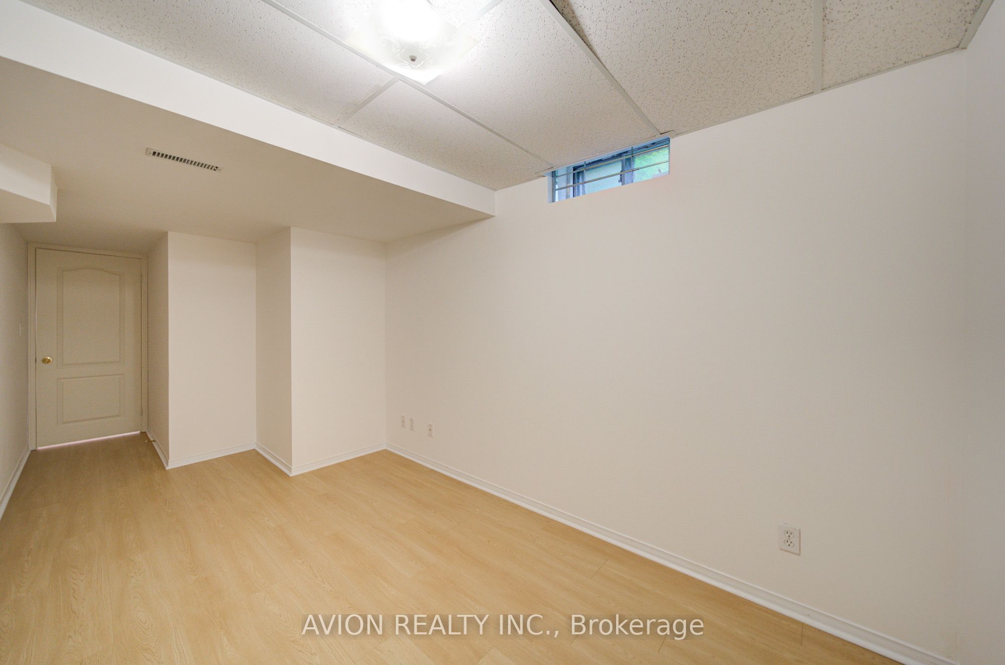 29 Charrington Crescent Property Photo 45