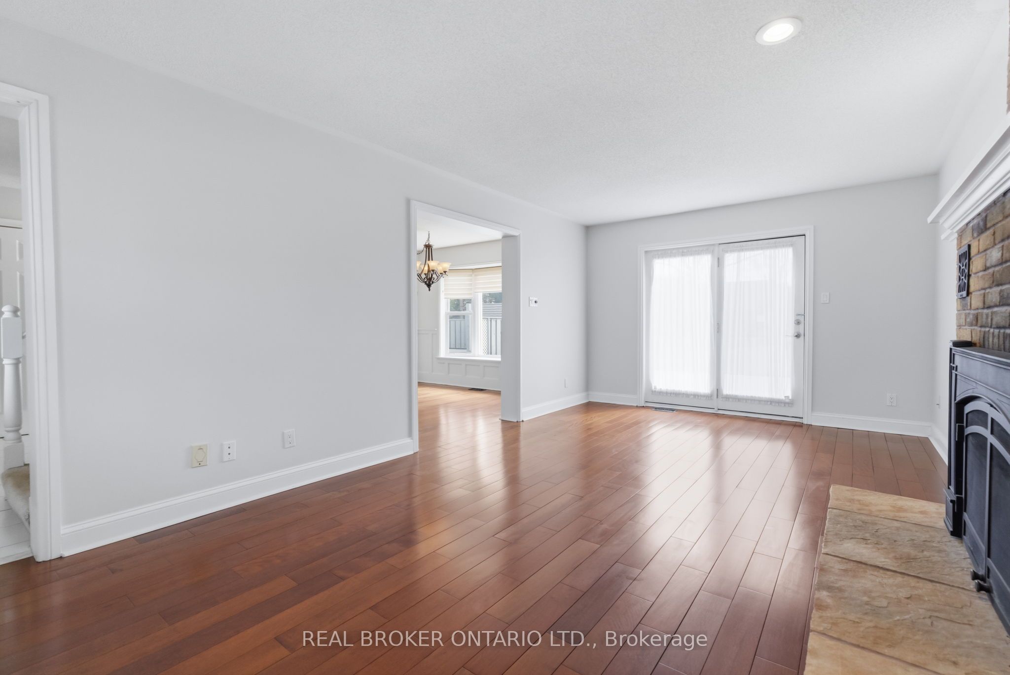 154 Brock Street E Property Photo 15