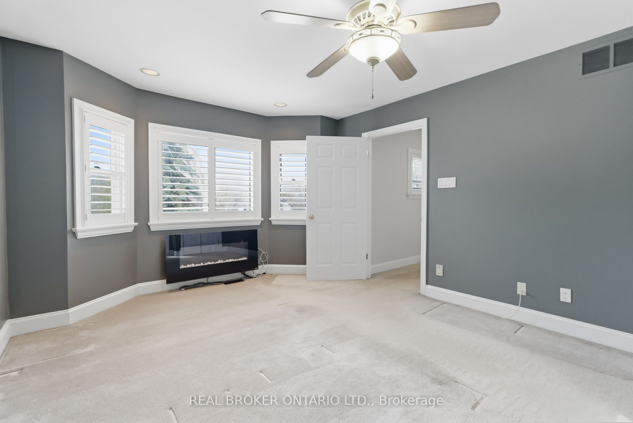 154 Brock Street E Property Photo 20