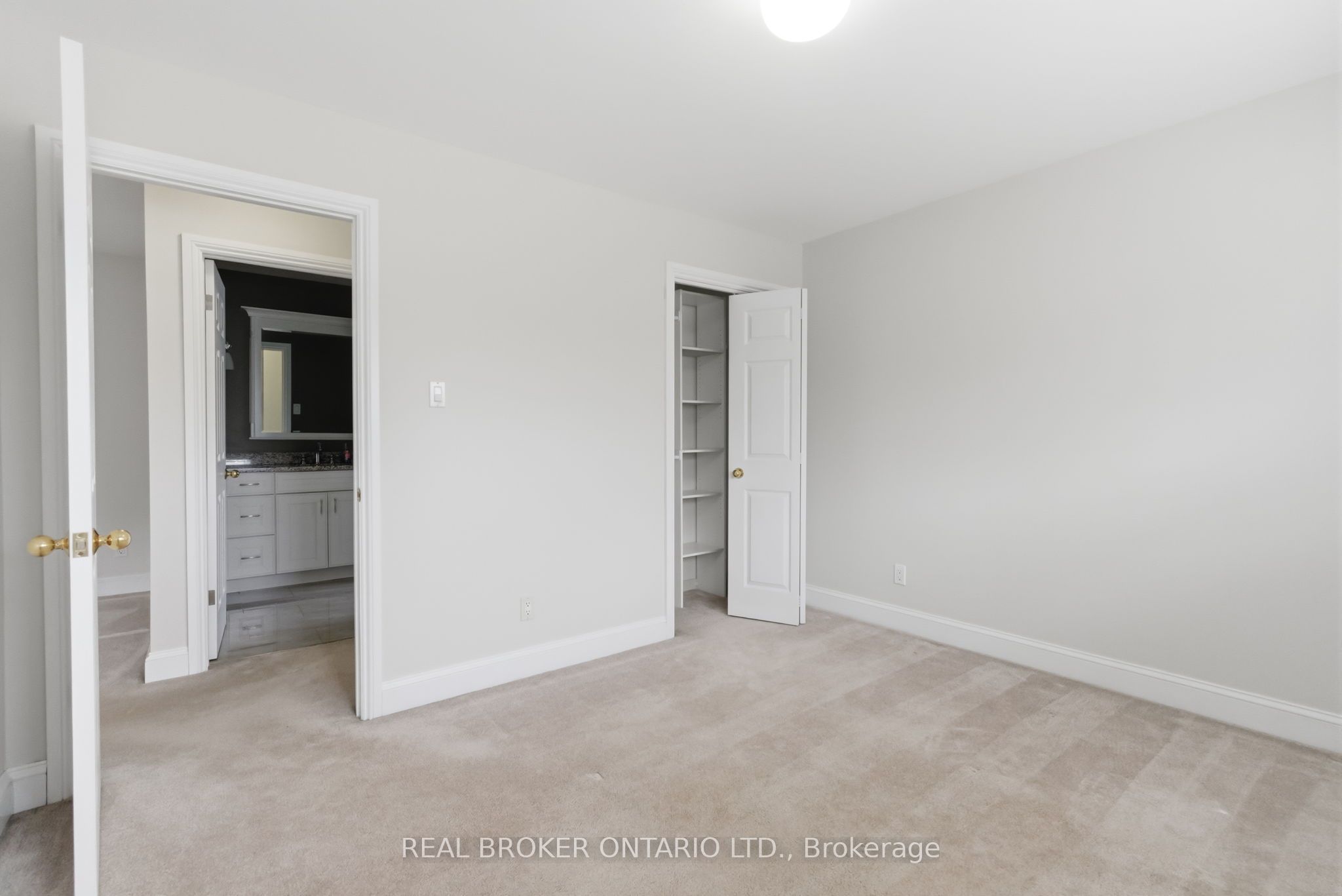 154 Brock Street E Property Photo 28