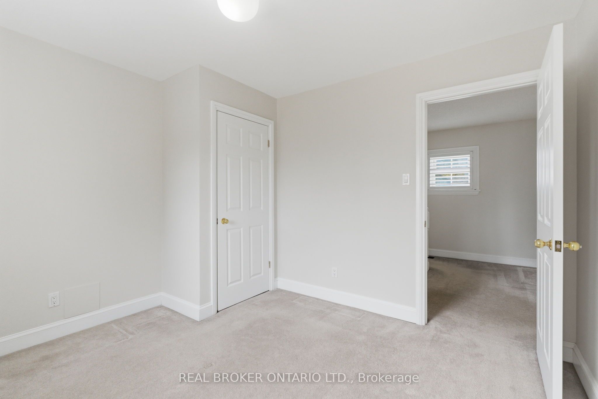 154 Brock Street E Property Photo 34
