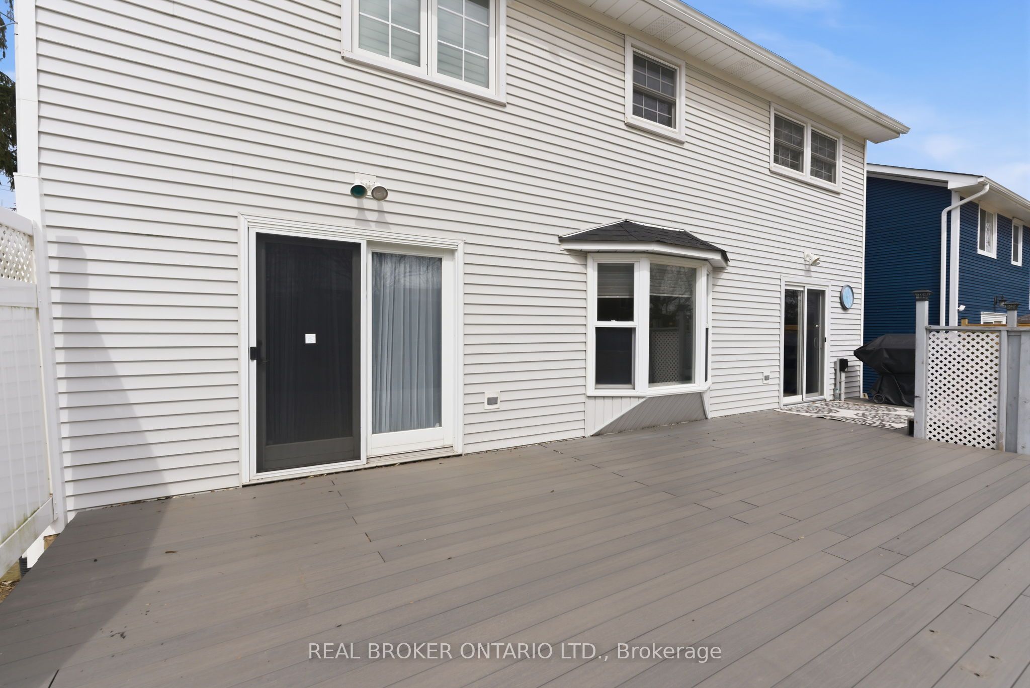 154 Brock Street E Property Photo 44