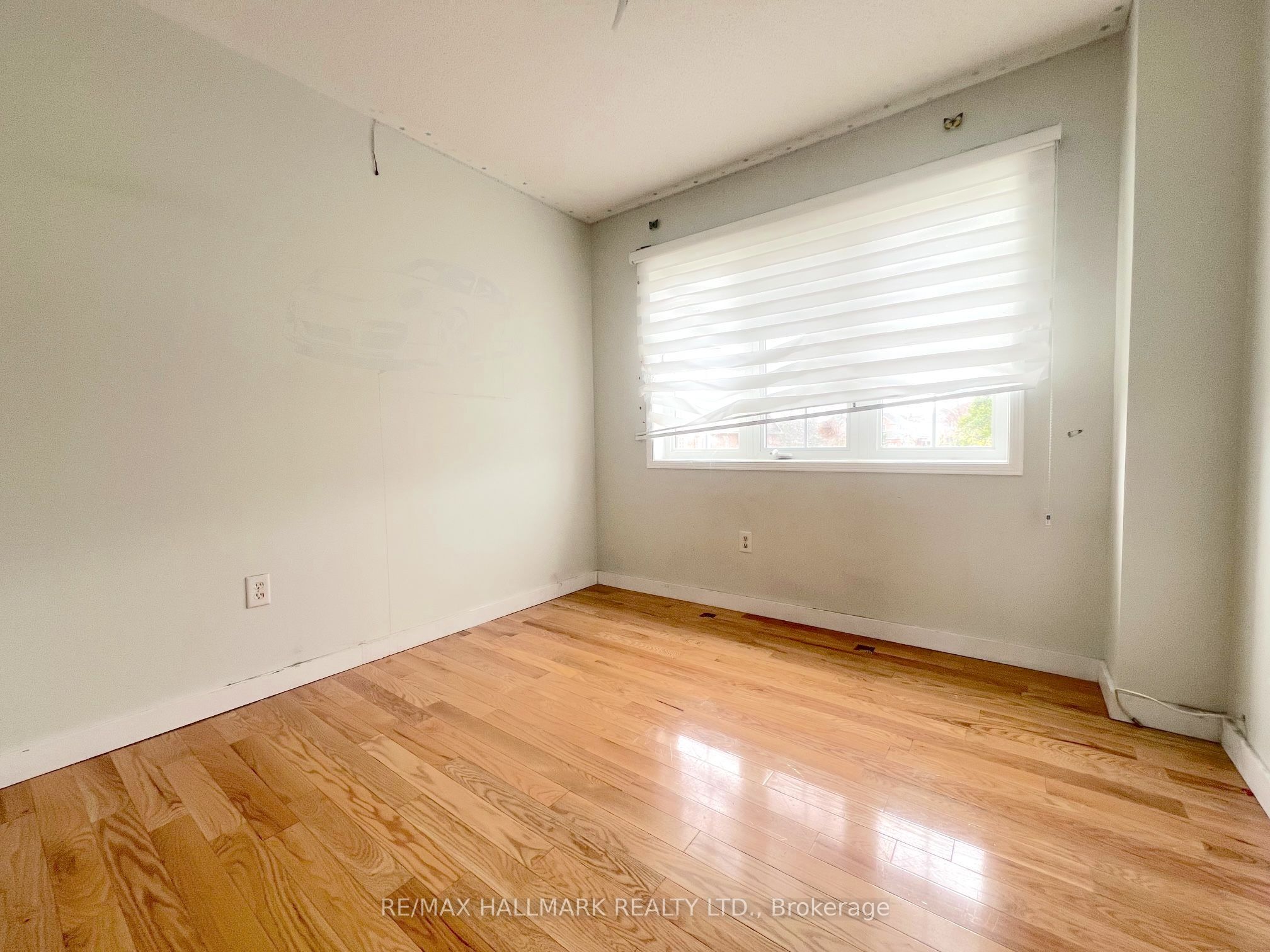 33 Lodgeway Drive Property Photo 9