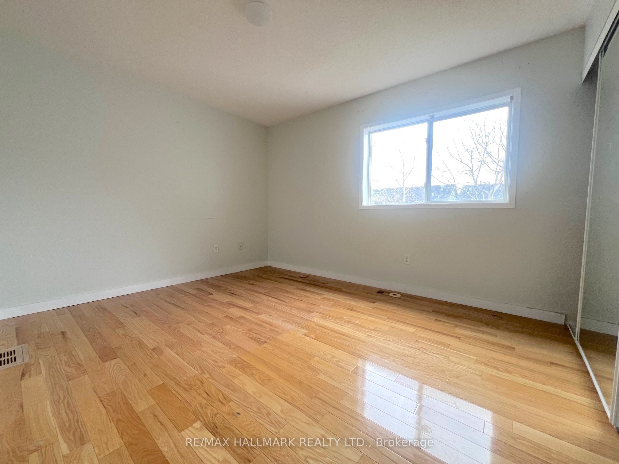 33 Lodgeway Drive Property Photo 11