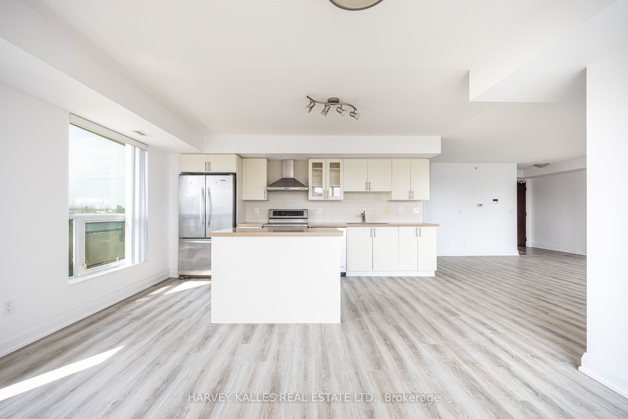 75 Norman Bethune Avenue 317 Property Photo 10