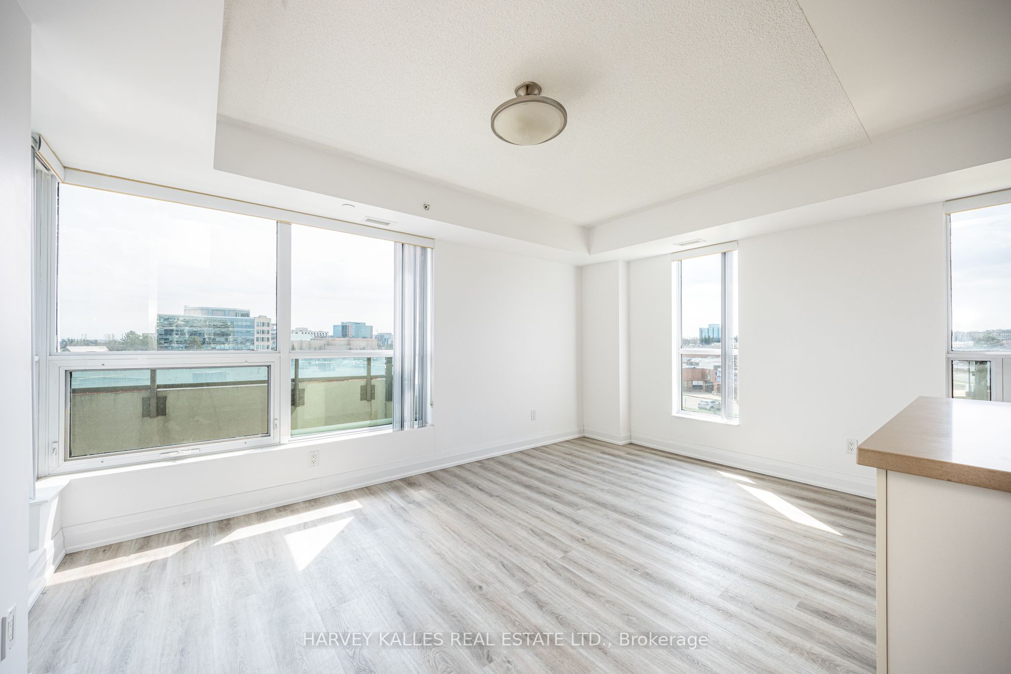 75 Norman Bethune Avenue 317 Property Photo 19