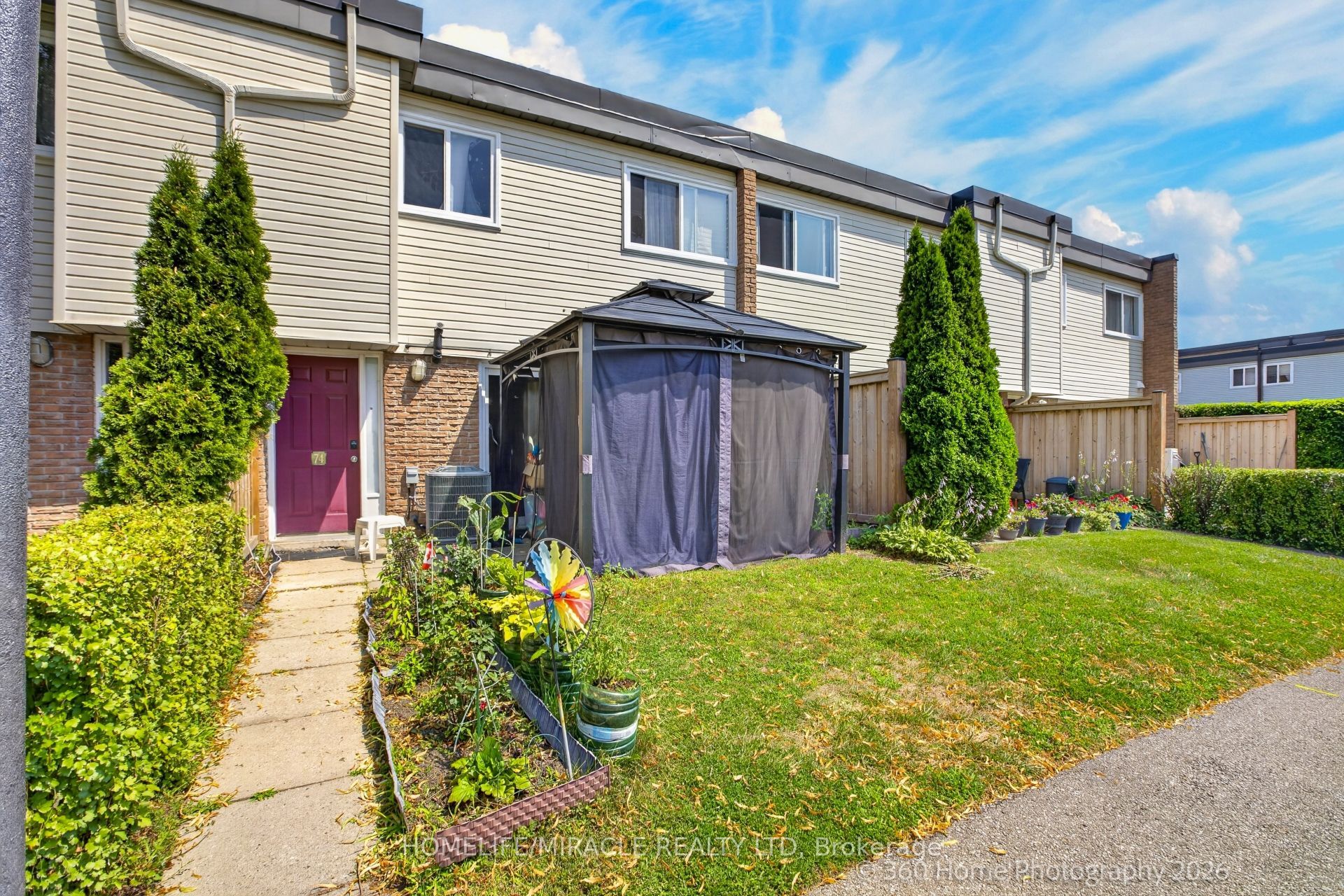74 Springfair Avenue 165 Property Photo 3