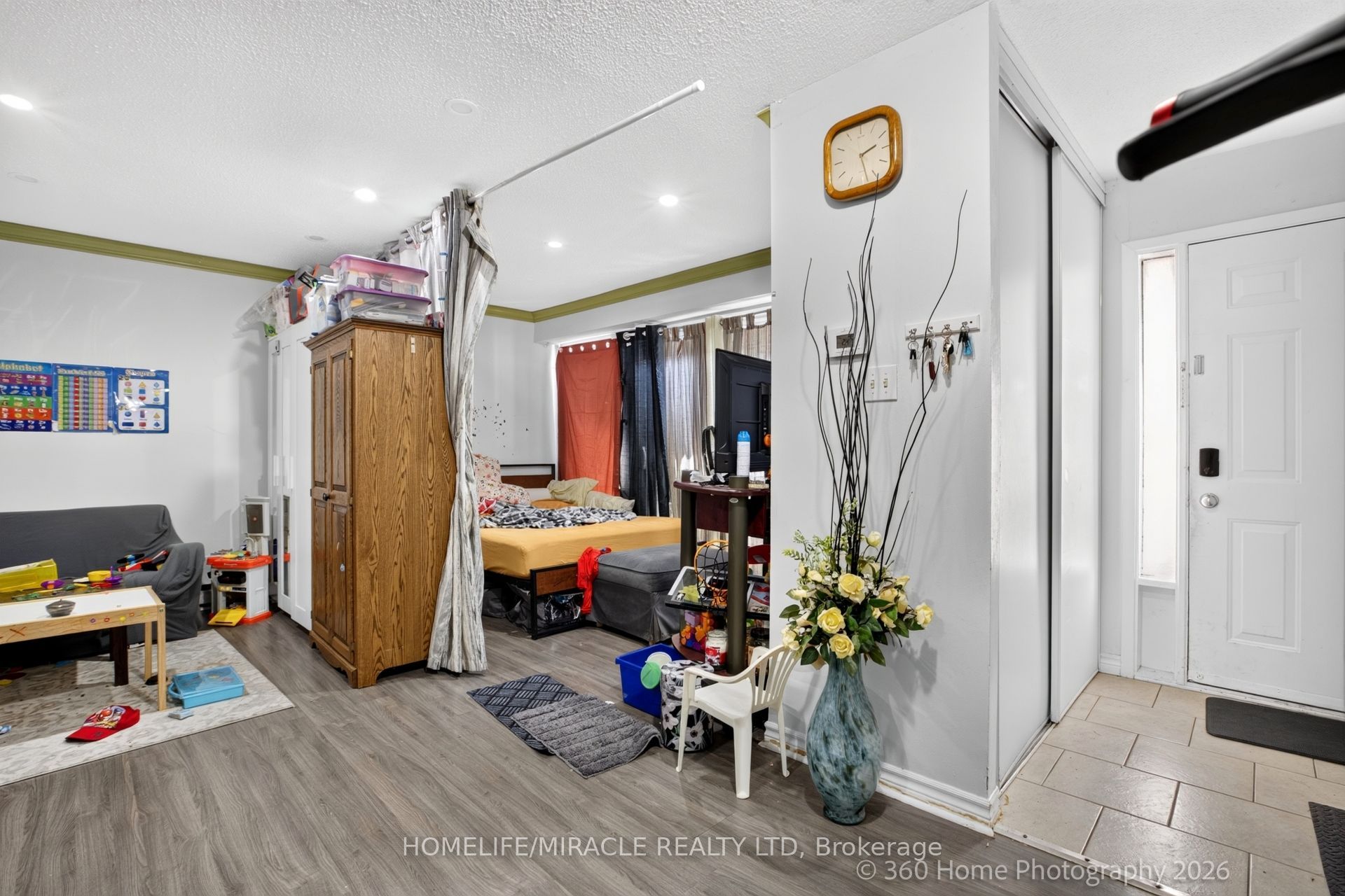 74 Springfair Avenue 165 Property Photo 16