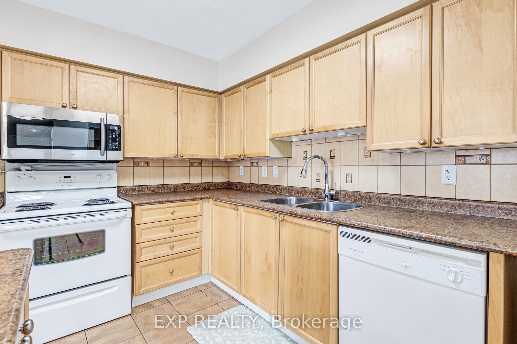 260 Davis Drive 1014 Property Photo 7