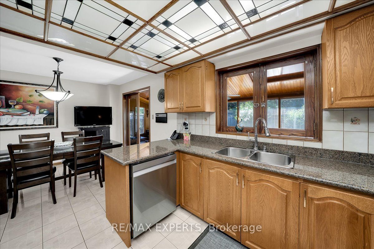 5 Jordana Drive Property Photo 15