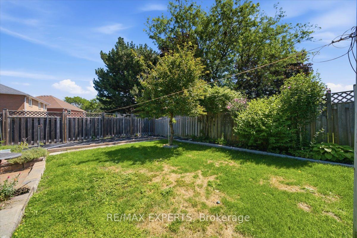 5 Jordana Drive Property Photo 44