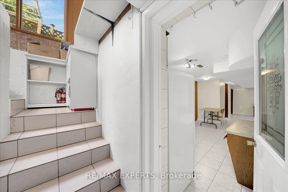 5 Jordana Drive Property Photo 49