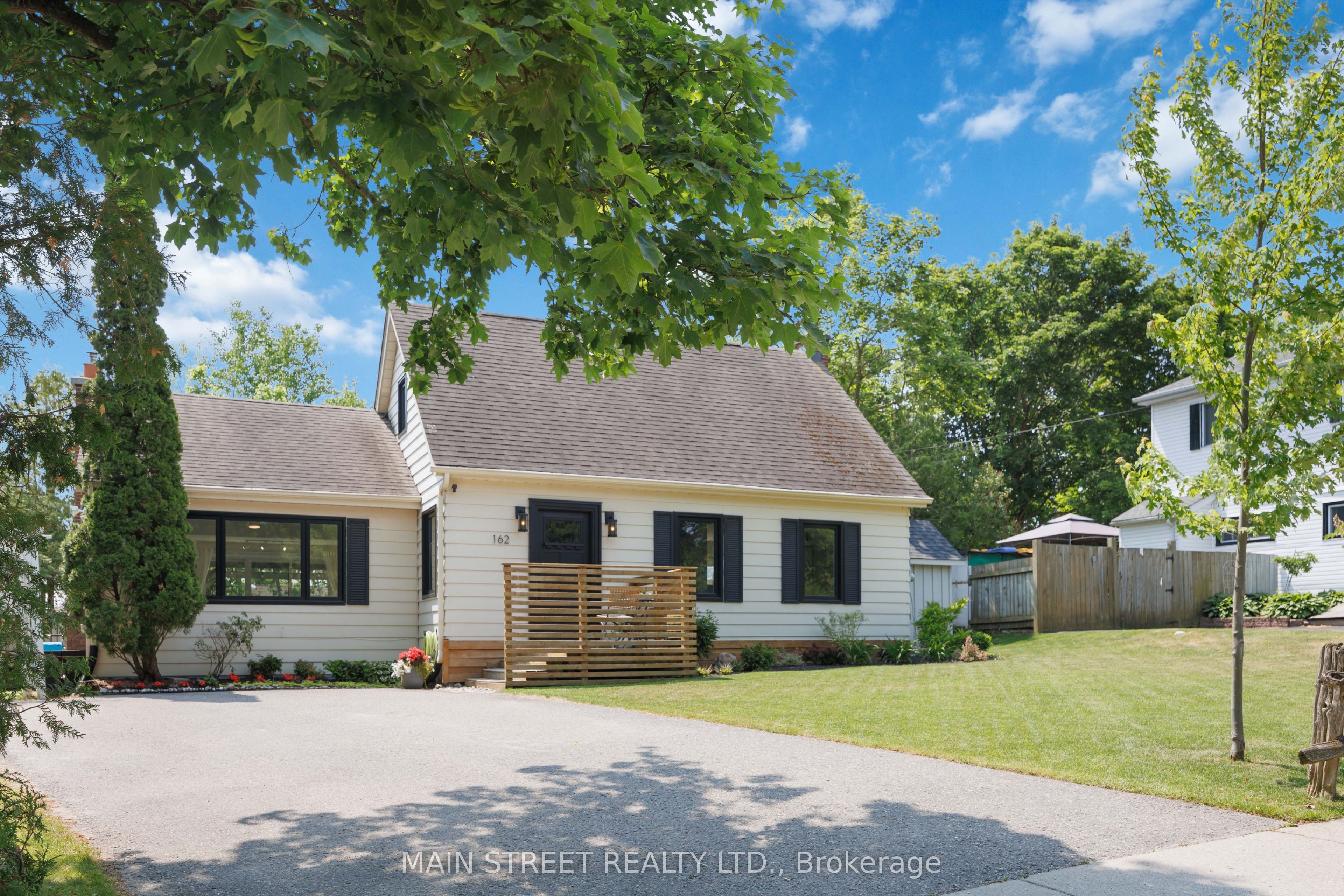 162 Maple Street Property Photo 1