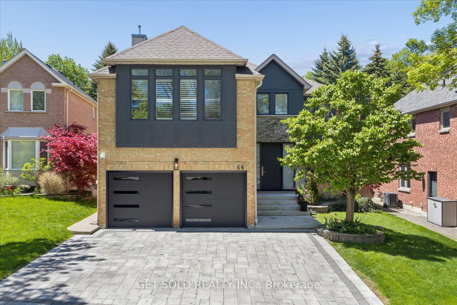 64 Spence Drive Property Photo 2