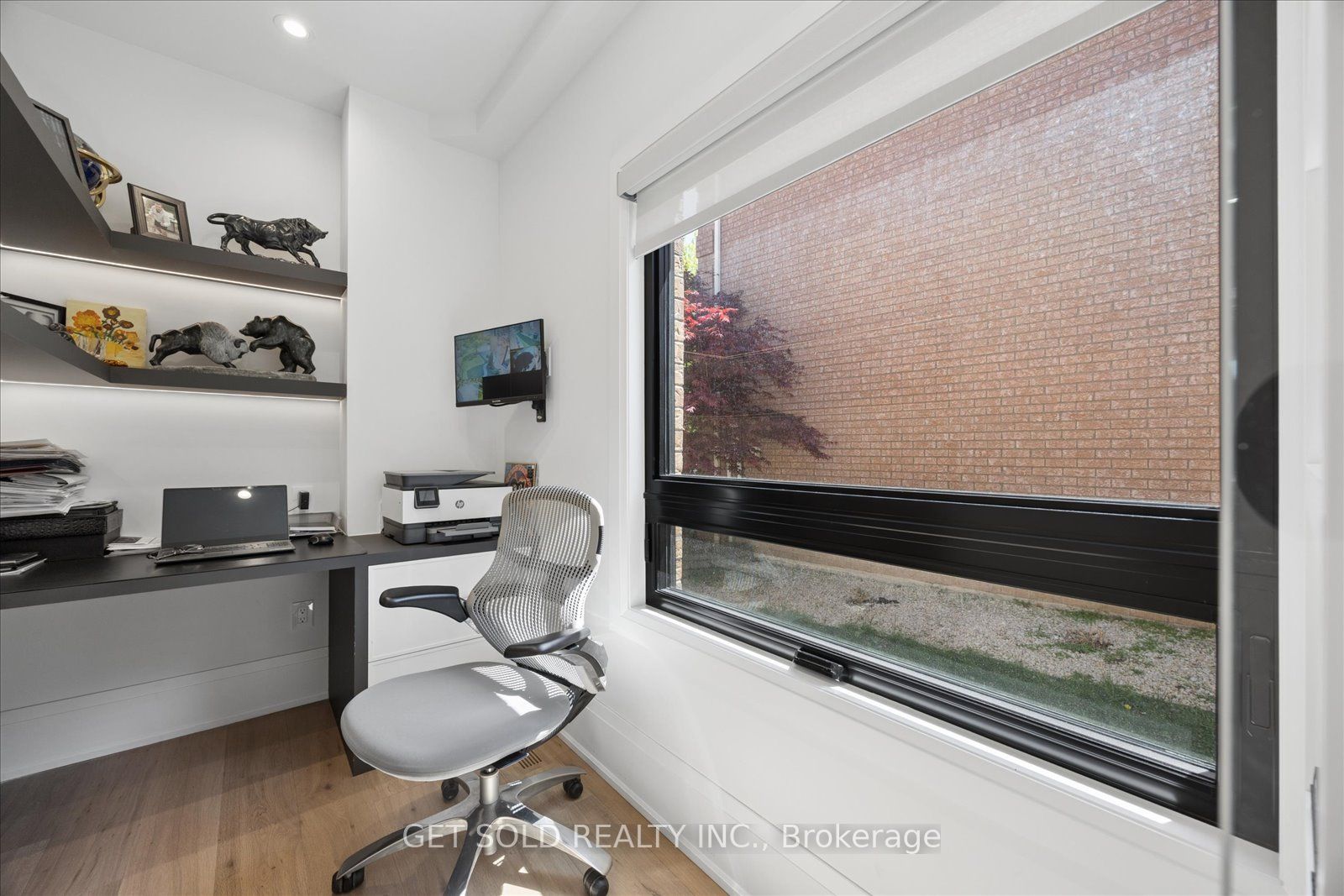 64 Spence Drive Property Photo 15