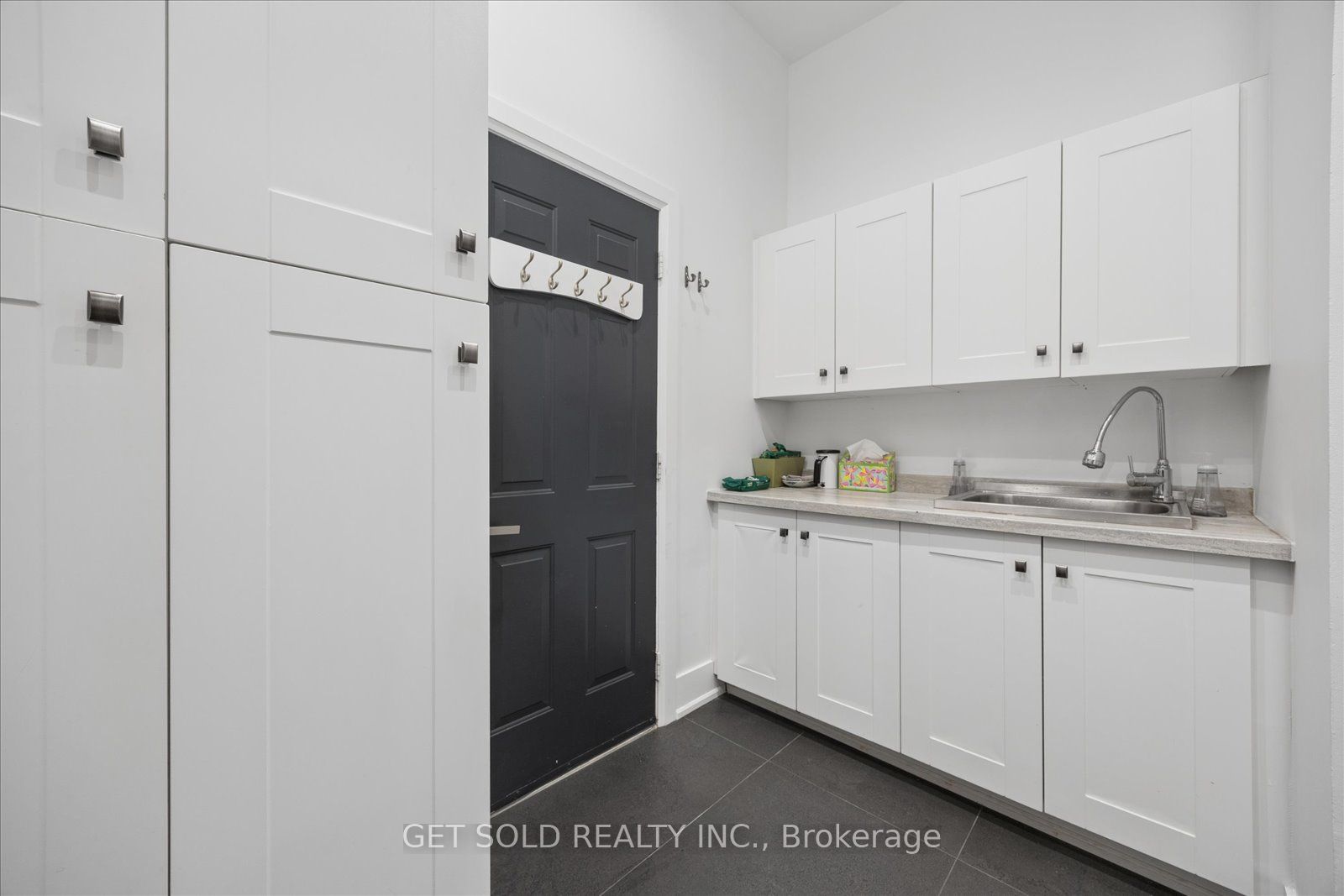 64 Spence Drive Property Photo 19