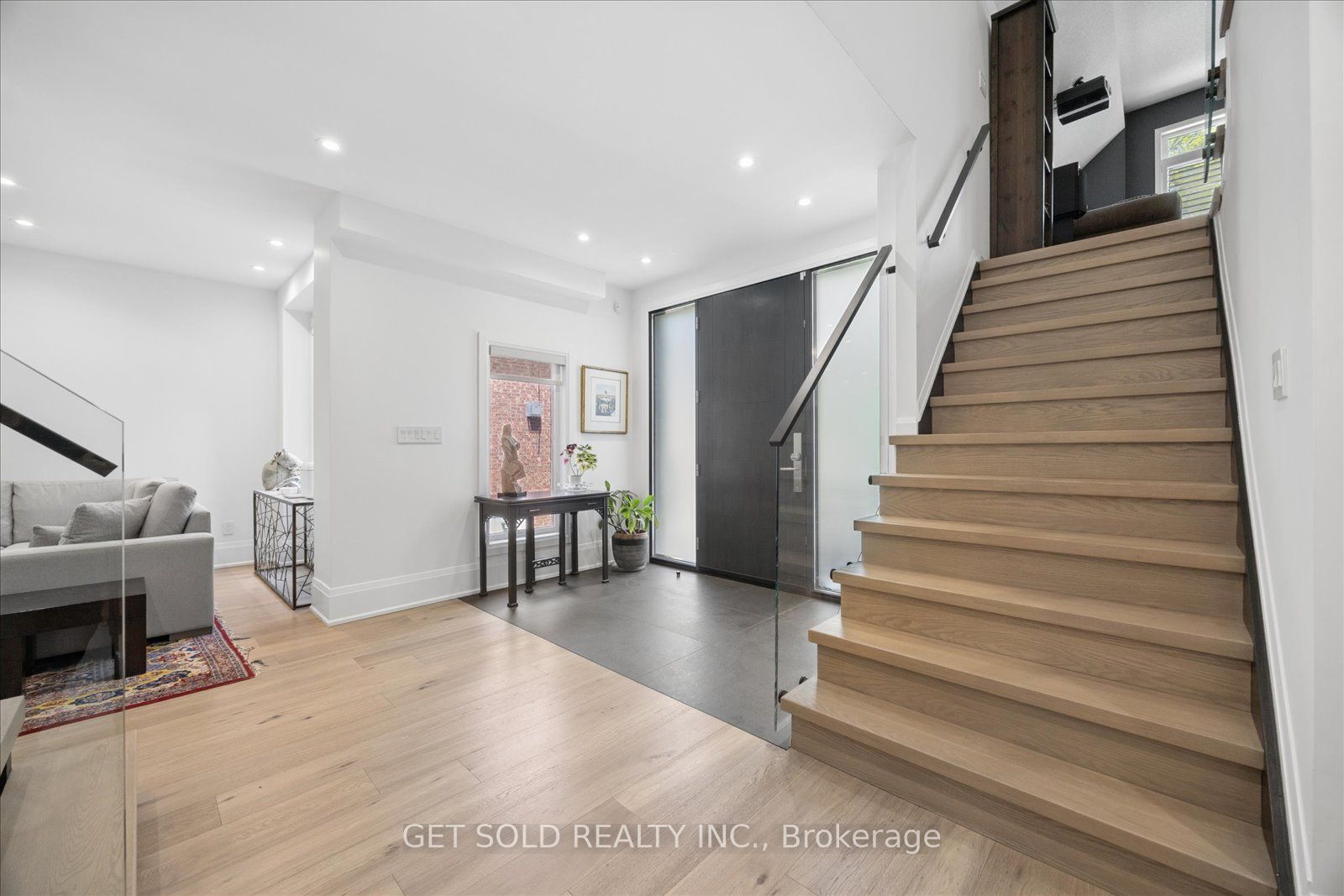 64 Spence Drive Property Photo 20