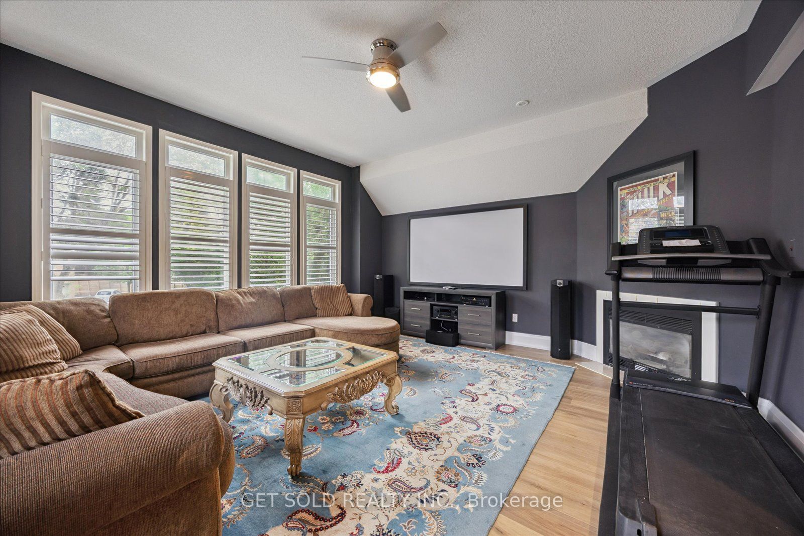 64 Spence Drive Property Photo 22