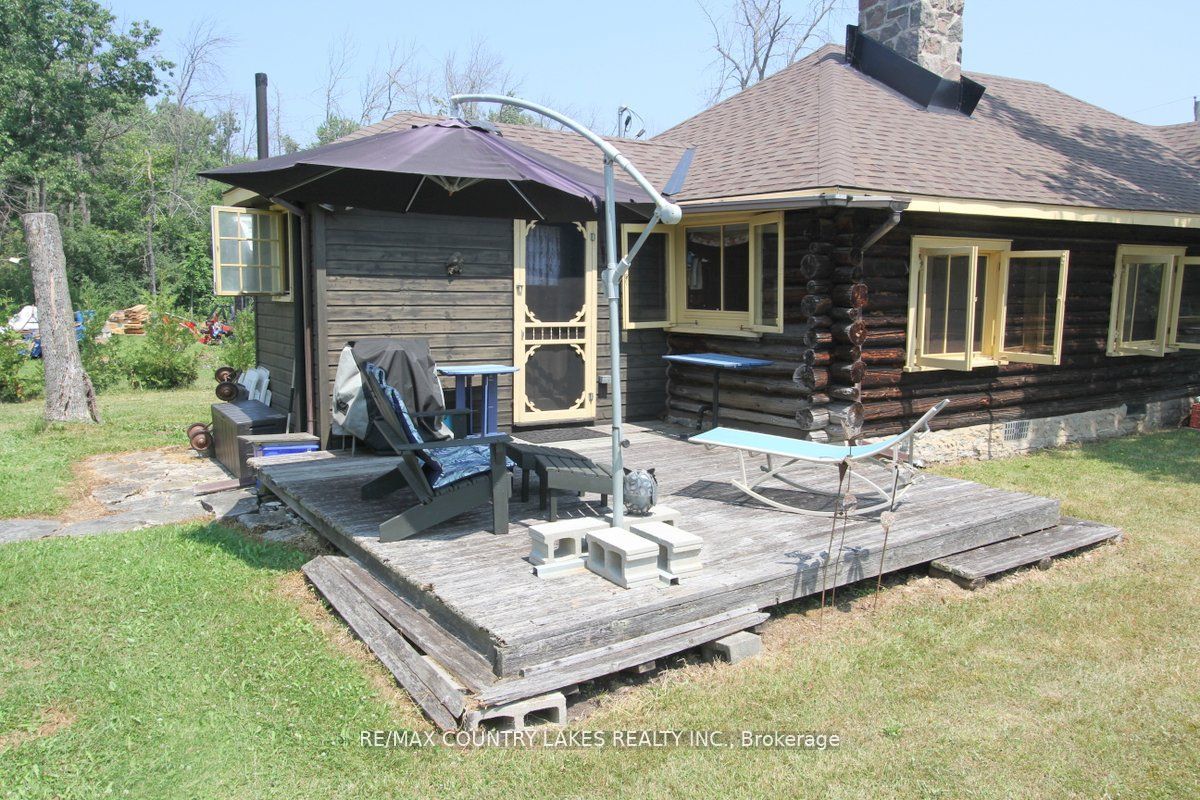 B40854 South Harbour Lane Property Photo 6