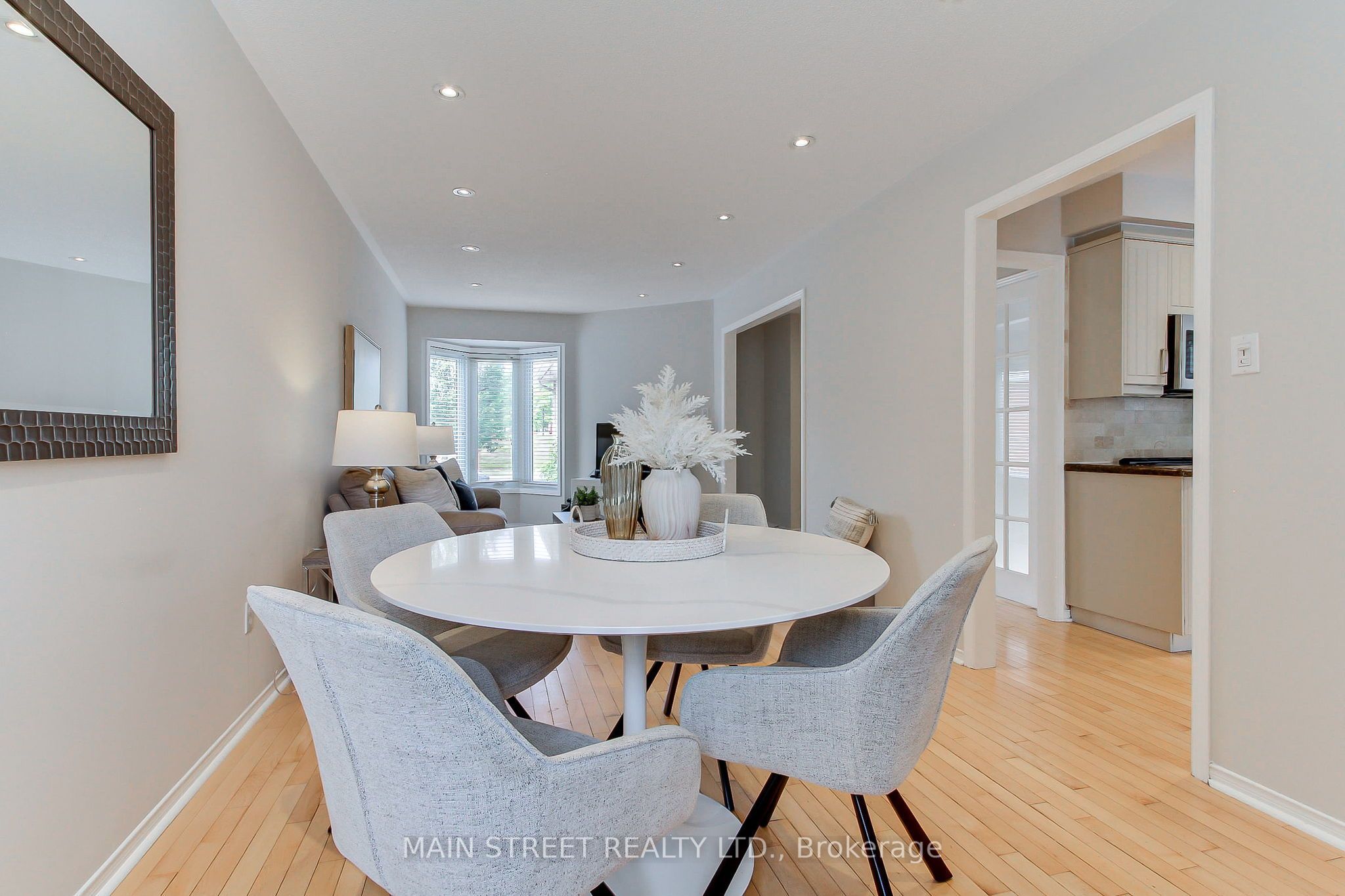 70 Dunsmore Crescent Property Photo 8