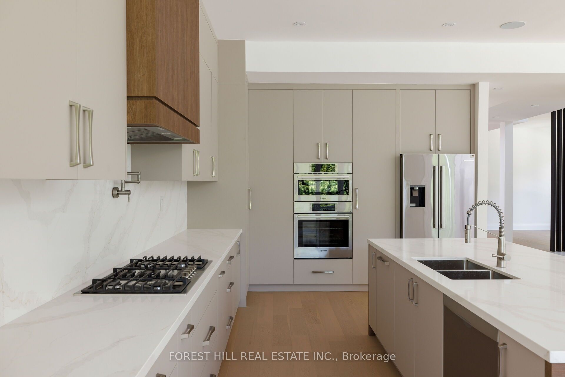 5 Cedar Crescent Property Photo 4