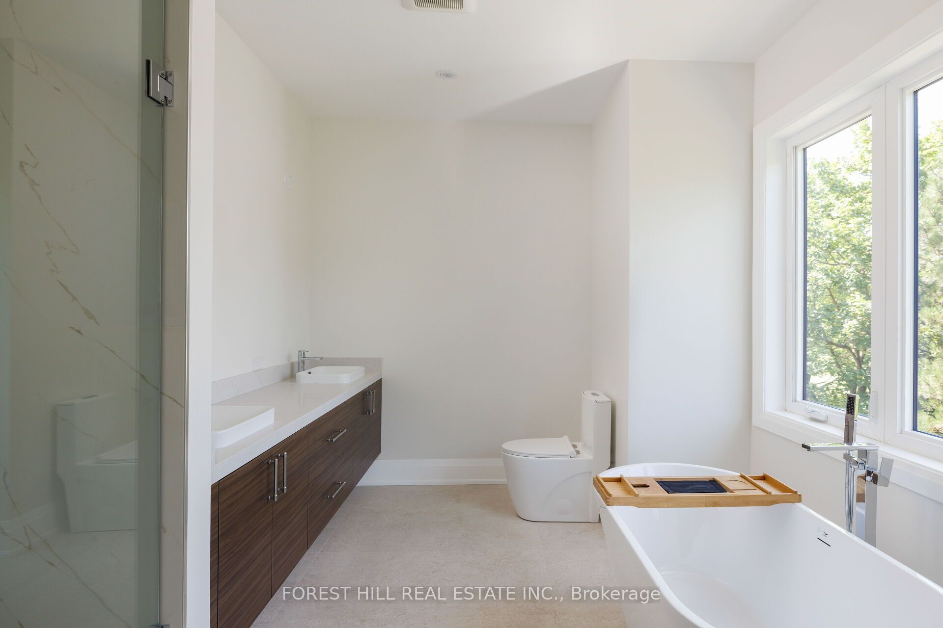 5 Cedar Crescent Property Photo 11