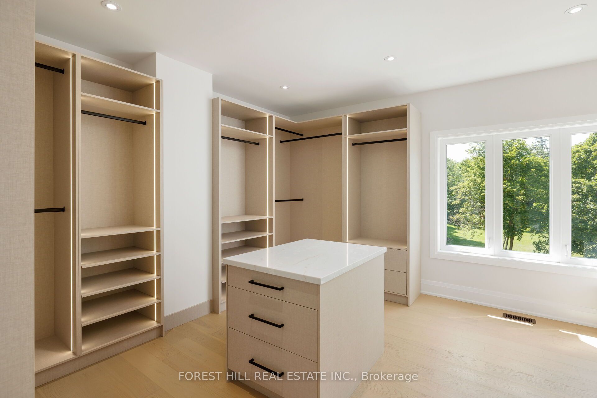 5 Cedar Crescent Property Photo 14