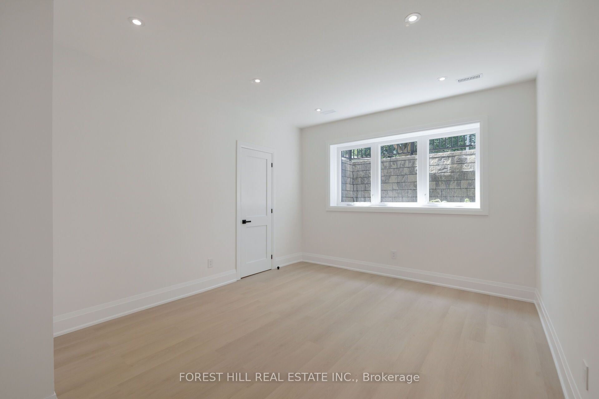 5 Cedar Crescent Property Photo 40