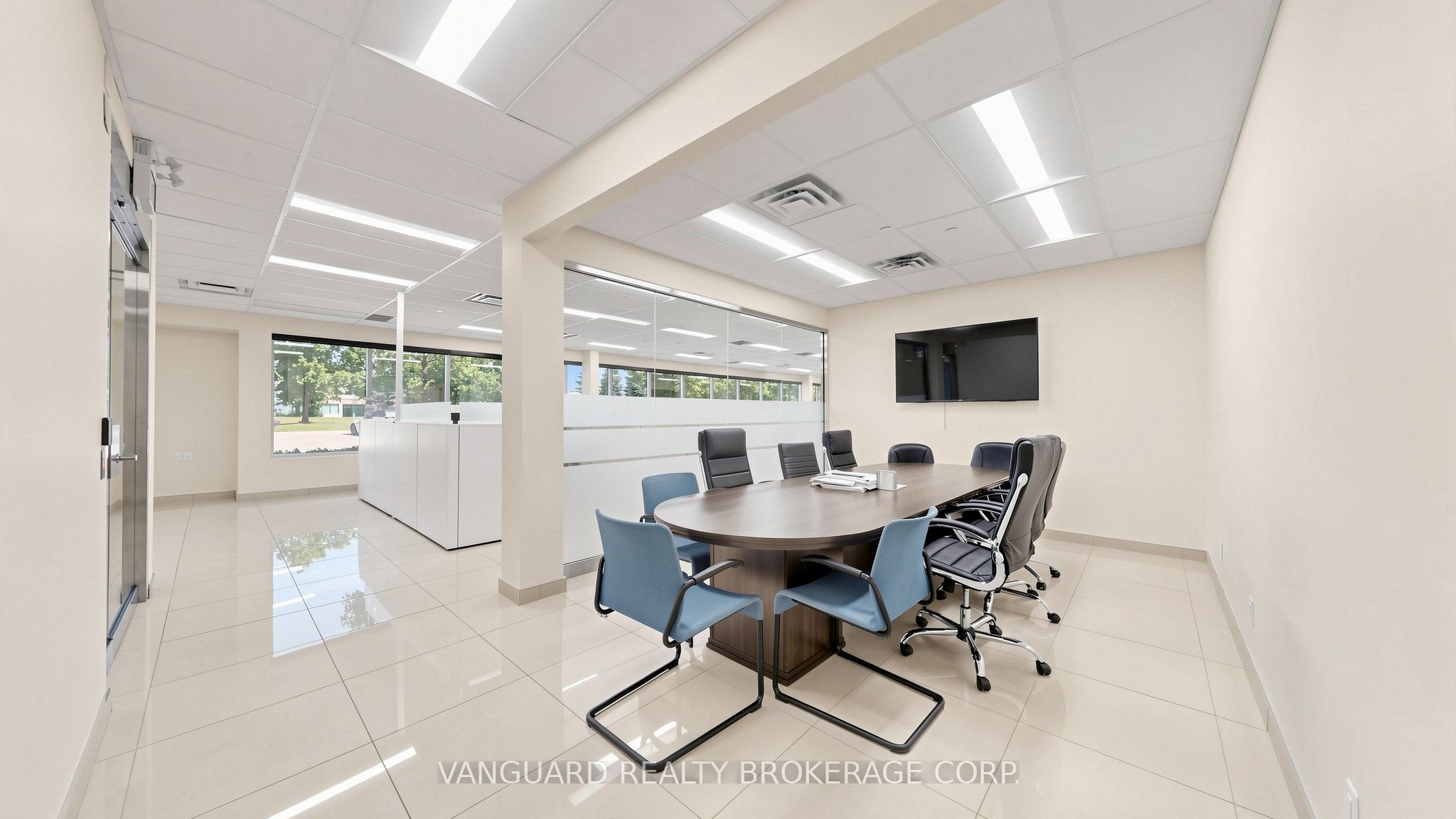 2891 Langstaff Road Property Photo 6
