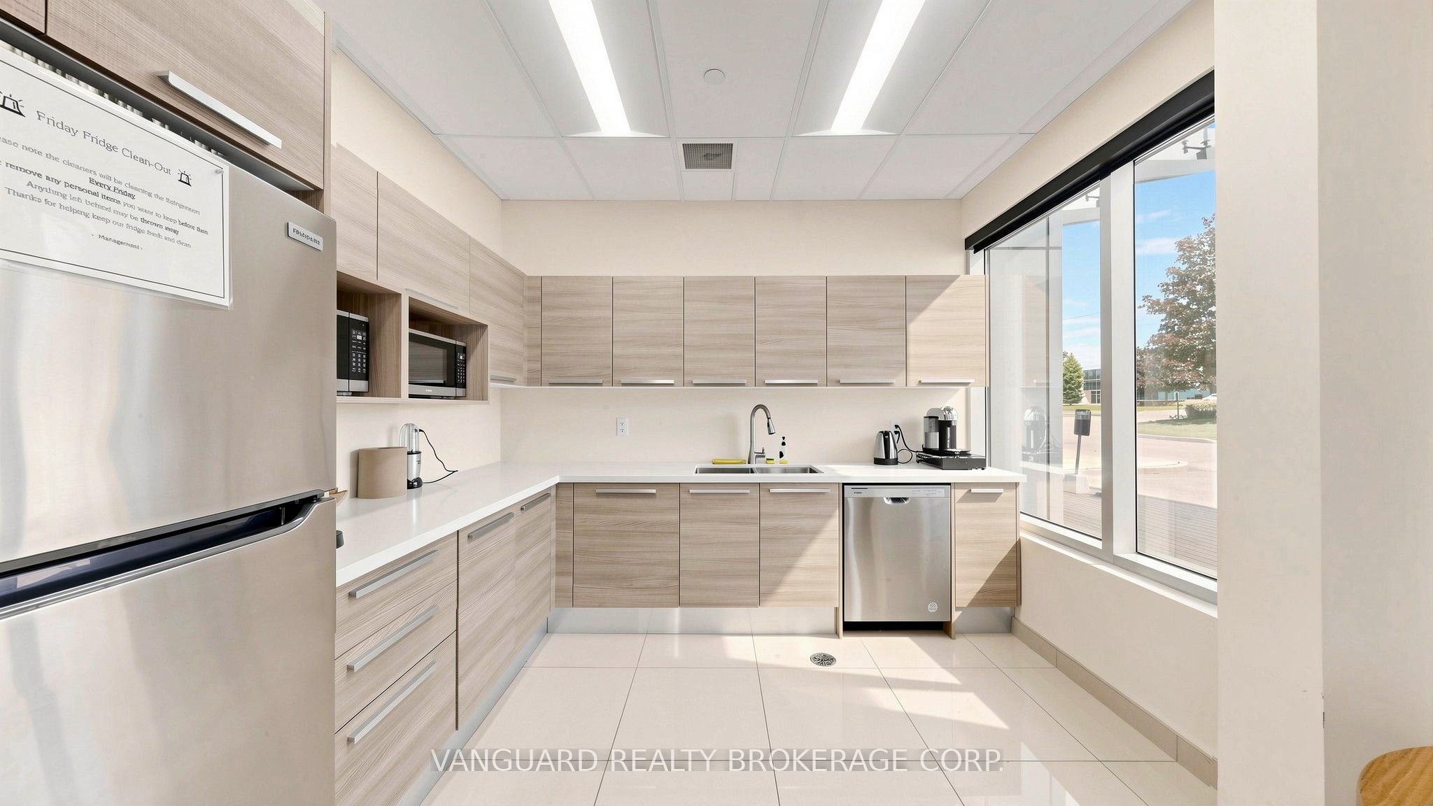 2891 Langstaff Road Property Photo 10