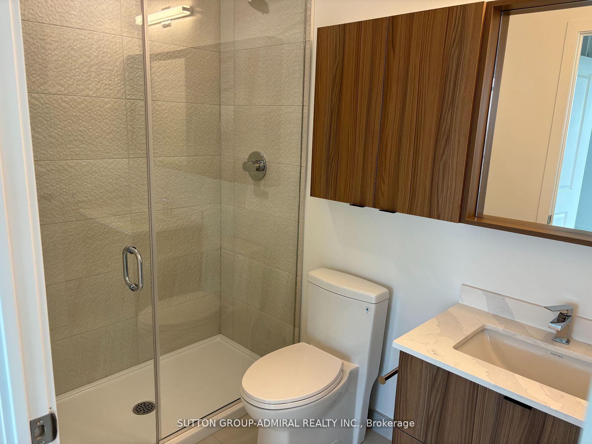30 Upper Mall Way A1505 Property Photo 14