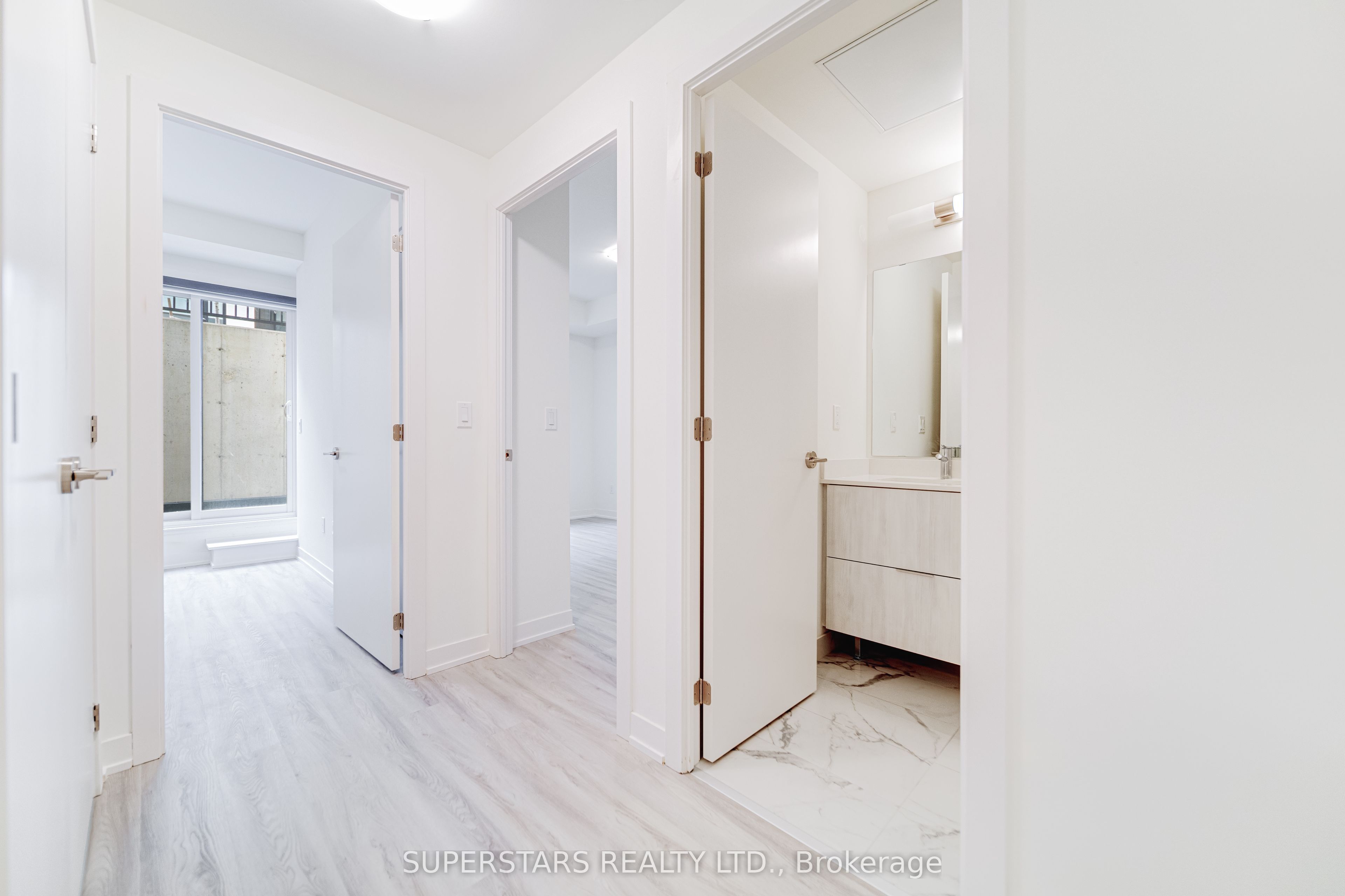 14 David Eyer Road 1005 Property Photo 25