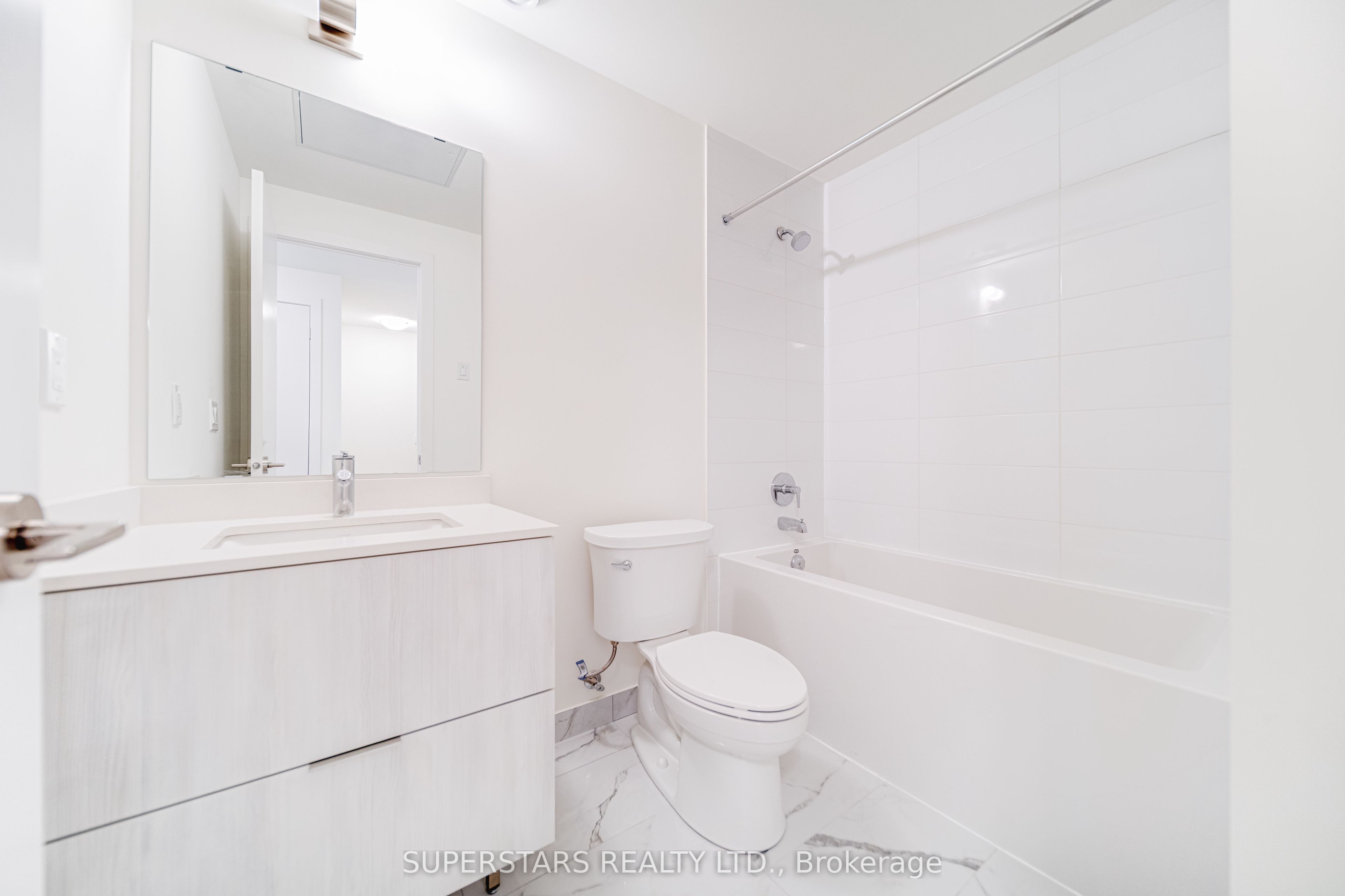 14 David Eyer Road 1005 Property Photo 31