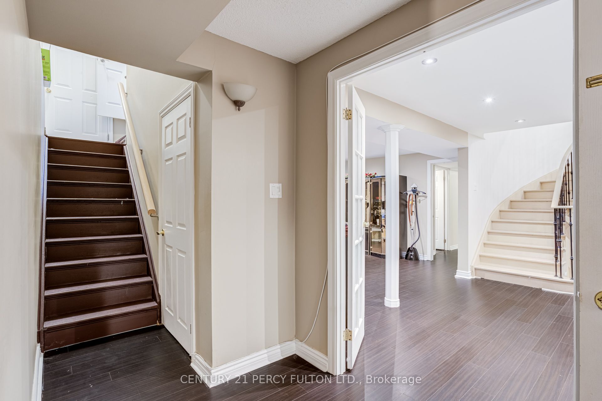 118 Village Gate Drive Property Photo 45