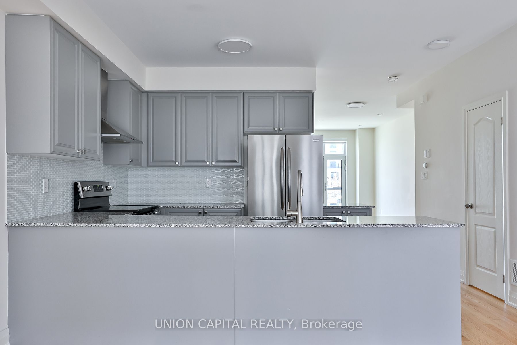 46 William Saville Street Property Photo 10