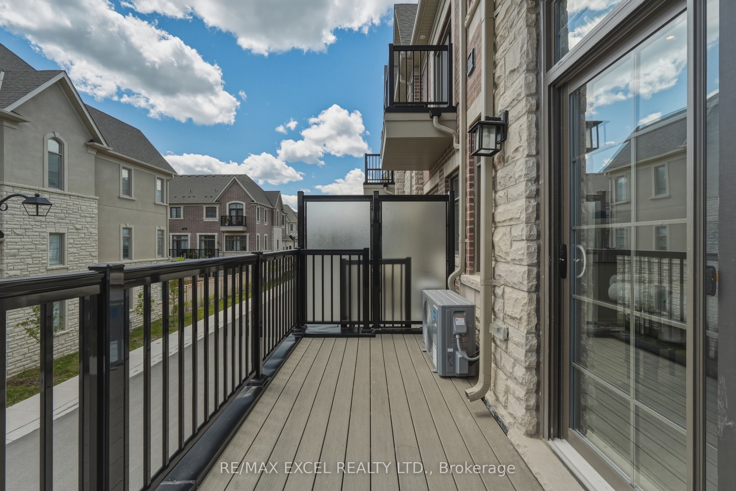 4205 Major Mackenzie Drive E Property Photo 18