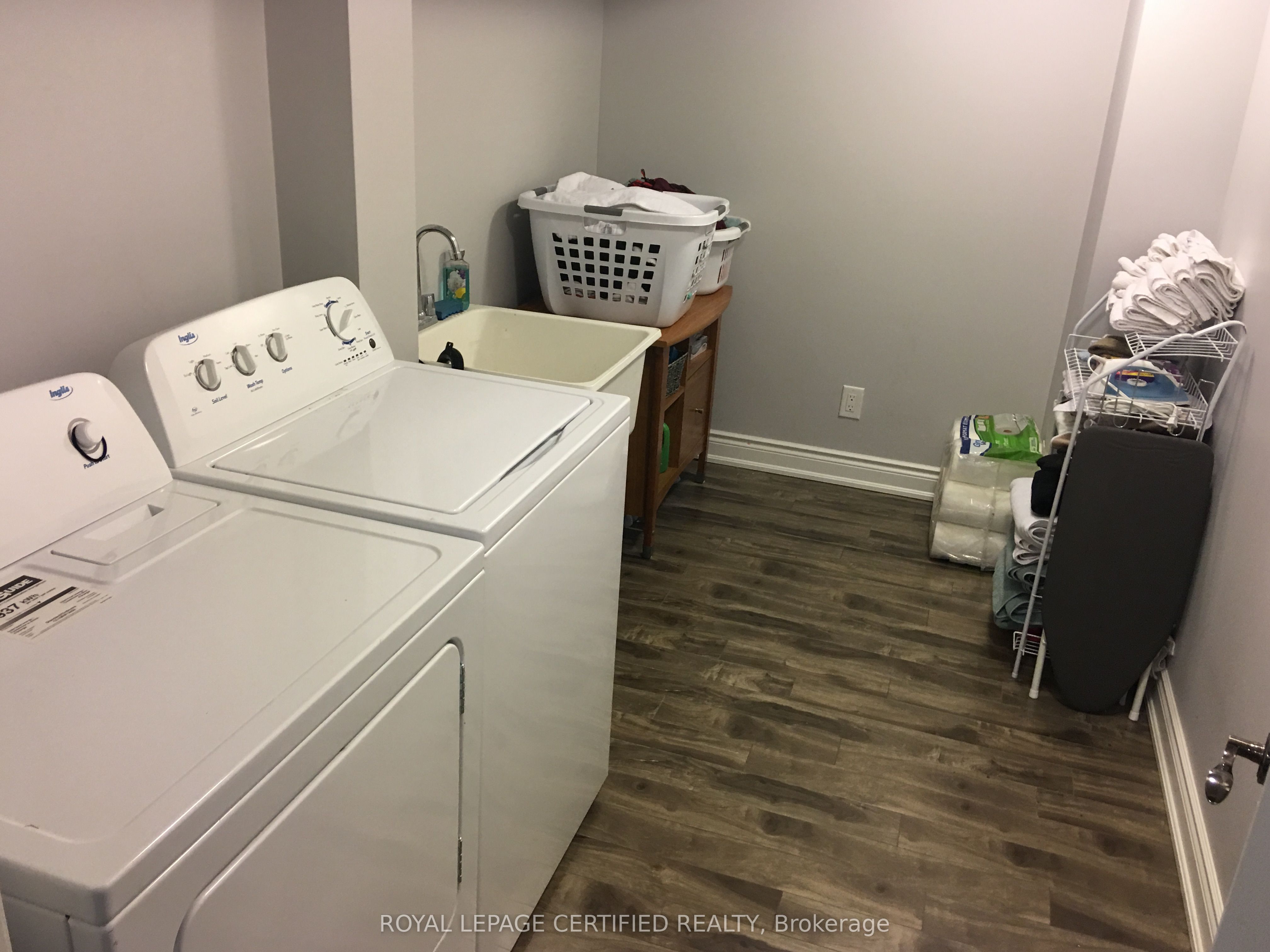 41 Danby Street Property Photo 45