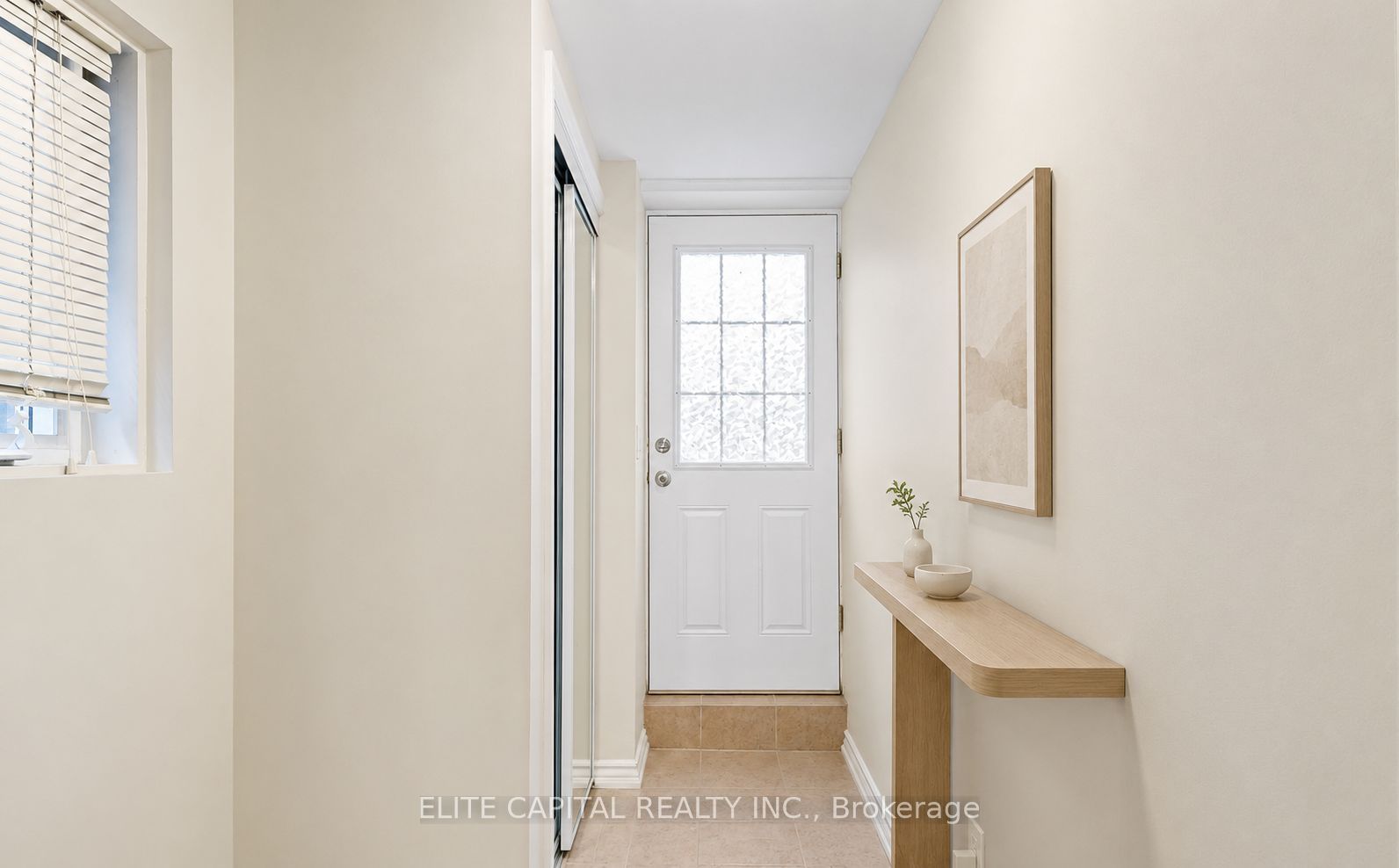 66 Carrier Crescent Property Photo 2