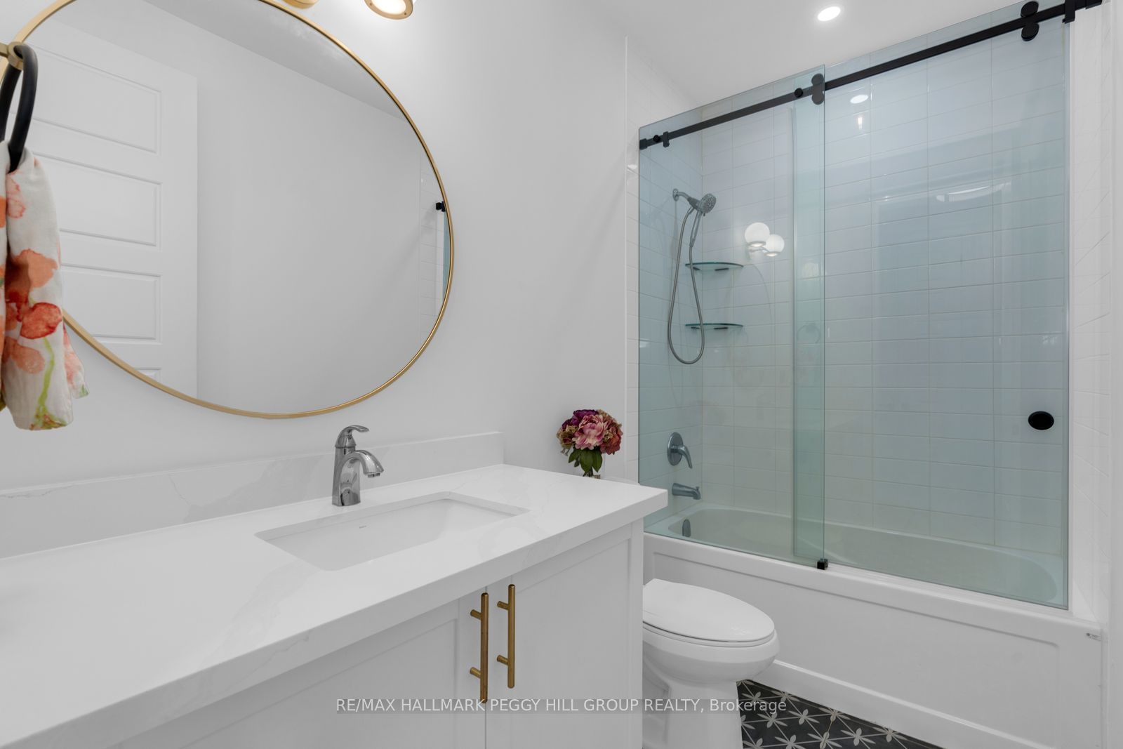 5 Wood Crescent Property Photo 14