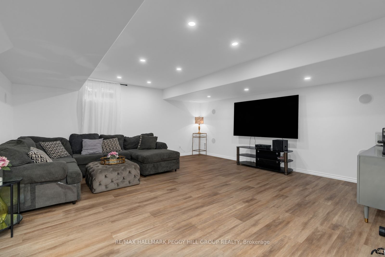 5 Wood Crescent Property Photo 16