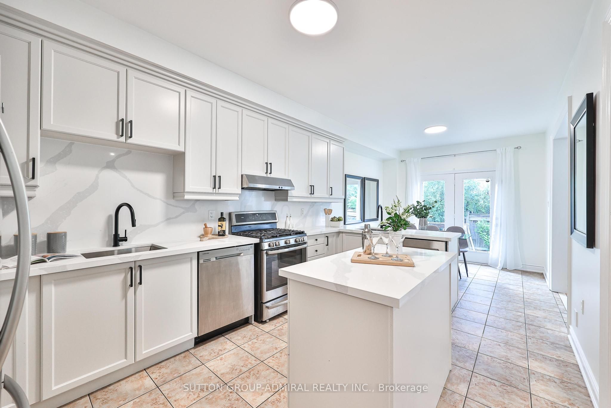502 Apple Blossom Drive Property Photo 13
